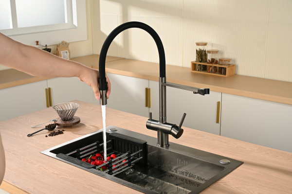 Смеситель для кухни Vincea VKF-120GM, вороненая сталь