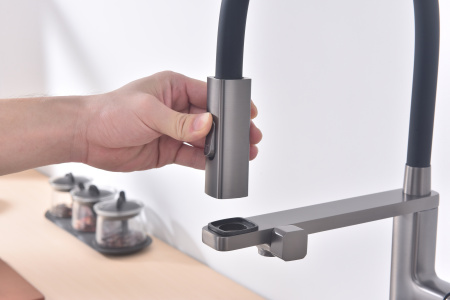 Смеситель для кухни Vincea VKF-119GM, вороненая сталь