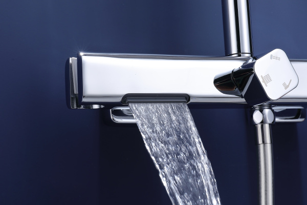 Душевая стойка Core VSFS-4CO1BN с изливом, брашированный никель