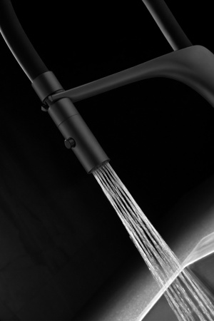 Смеситель для кухни Vincea VKF-115MB, черный